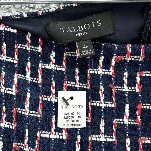Talbots NWT Women's Size 4P Pencil Skirt Front Buttons Raw Hem Lined Geometric - Picture 8 of 11